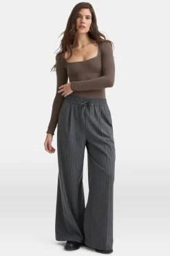 365 Contour Square Neck Bodysuit - Mocha