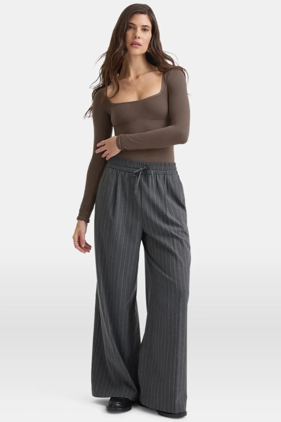 365 Contour Square Neck Bodysuit - Mocha