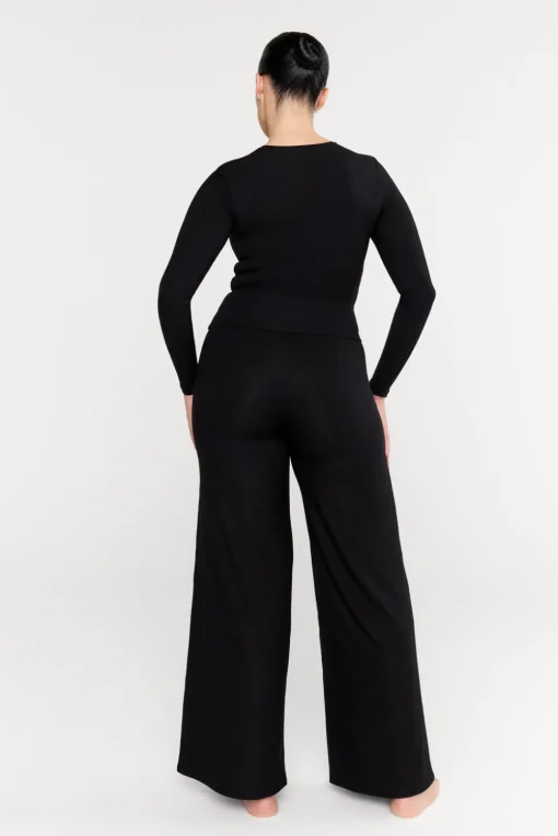 365 Sculpting Lounge Long Sleeve Top - Shadow Black