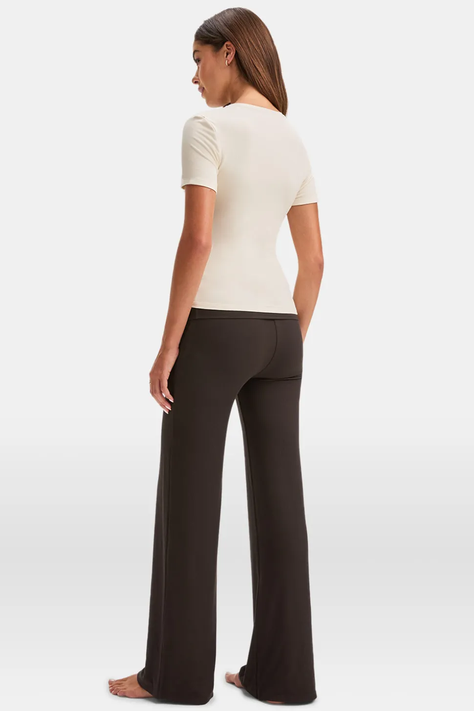 365 Sculpting Lounge T-Shirt - Buttermilk