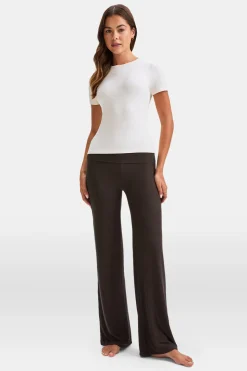 365 Sculpting Lounge T-Shirt - Coconut Milk