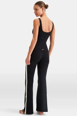 DayFlex Built-In Support Essential Square Neck Vest - Shadow Black