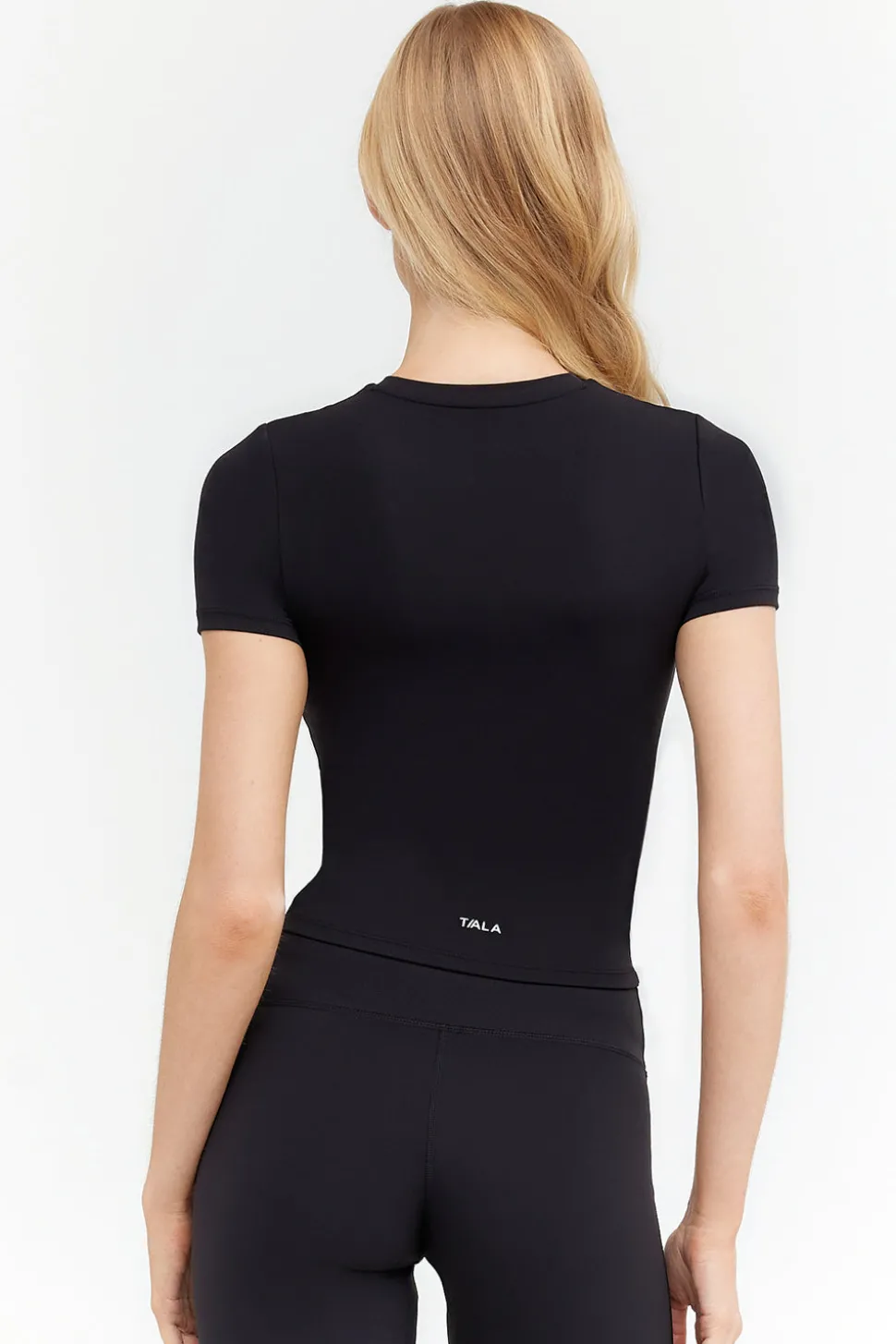 DayFlex Built-In Support Essential T-Shirt - Shadow Black