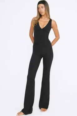 DayFlex Built-In Support V Neck Vest - Shadow Black