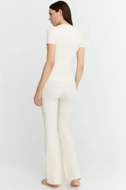 DayFlex Essential Full Length T-Shirt - Buttermilk