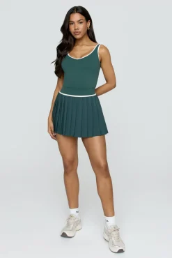 DayFlex Pleated Tennis Skort - Hunter Green And Buttermilk