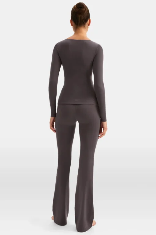 DayFlex Scoop Neck Top - Cool Espresso