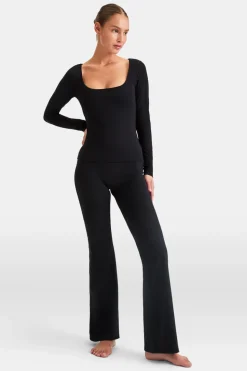 DayFlex Scoop Neck Top - Shadow Black