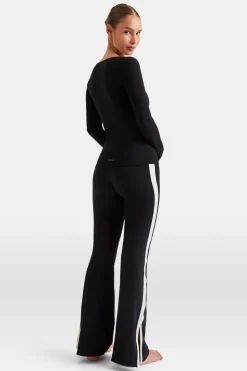 DayFlex Scoop Neck Top - Shadow Black