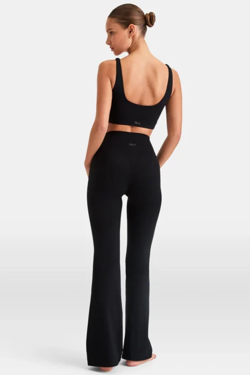 DayFlex Square Neck Sports Bra - Shadow Black
