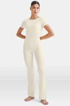 DayFlex Twist Back T-Shirt - Buttermilk