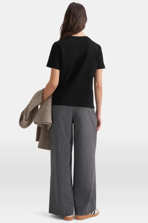 Elevated T-Shirt - Black