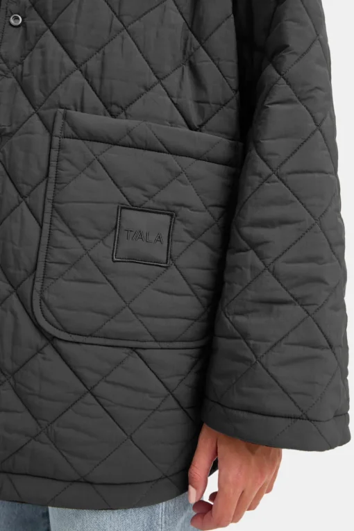 Quilted Reversible Barn Jacket - Black