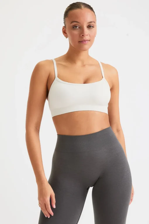 Sculpt Seamless Bandeau Sports Bra - Milk Marl