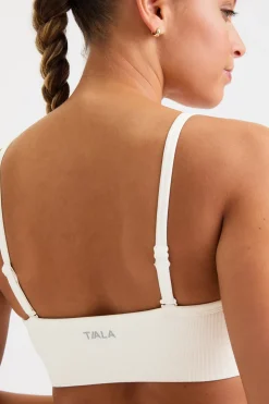 Sculpt Seamless Bandeau Sports Bra - Milk Marl