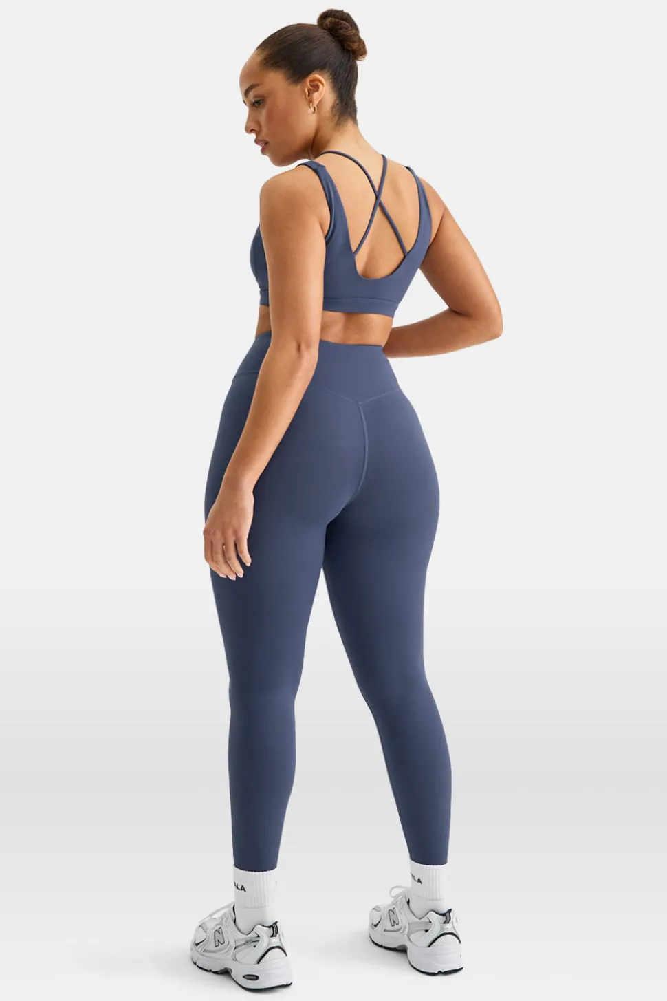 SkinLuxe Contour Scoop Back Sports Bra - Vintage Blue