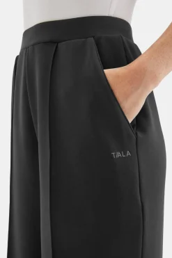 SoftSmart Wide Leg Jogger - Black