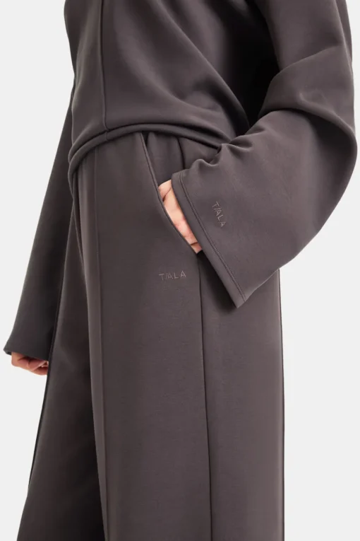 SoftSmart Wide Leg Jogger - Cocoa