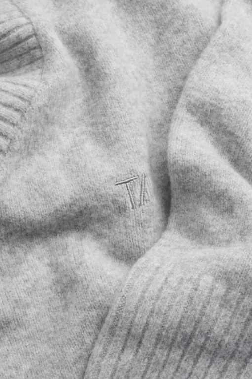 V Neck Jumper - Grey Marl