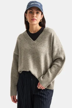 V Neck Jumper - Oat Marl