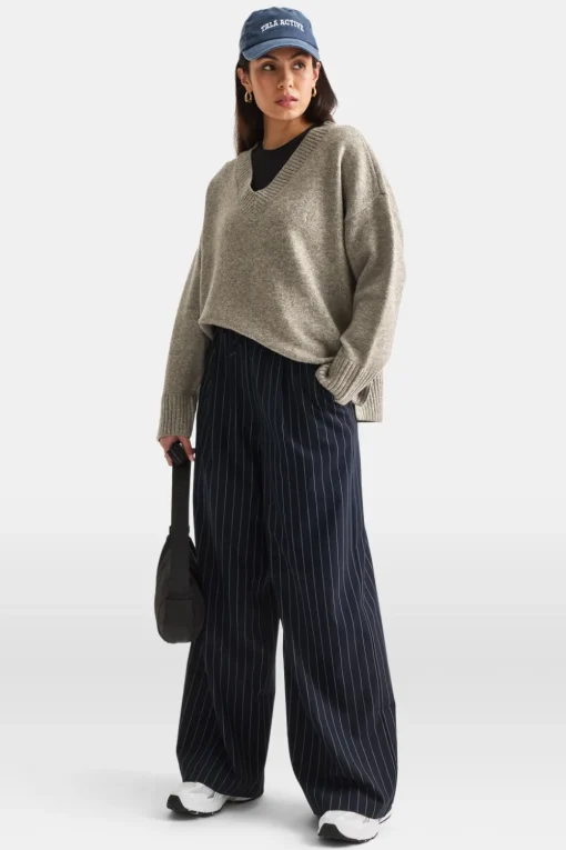 V Neck Jumper - Oat Marl