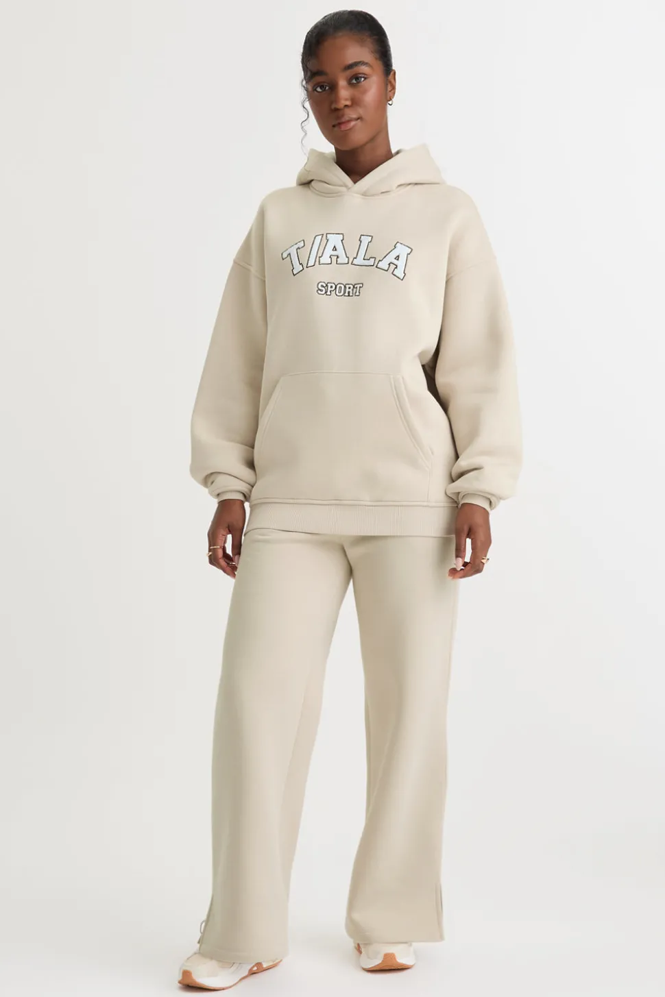Wide Leg Club Logo Jogger - Chai